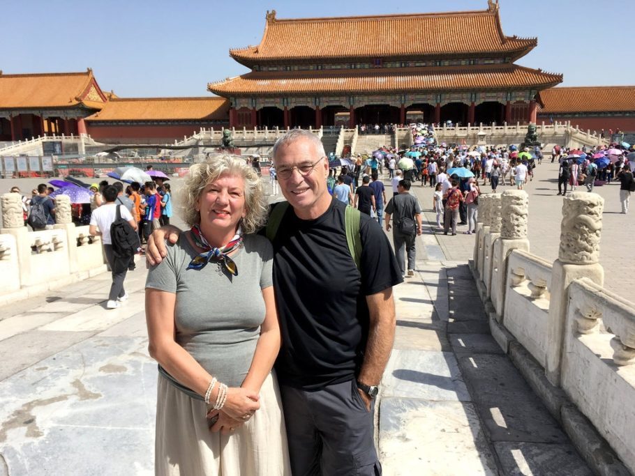 Debbie e Michael Campbell em Pequim, na China, em maio deste ano