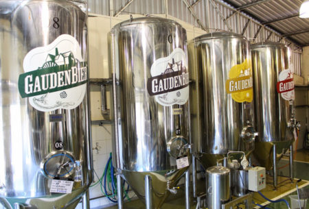 A Gauden Bier produz cerca de 40 mil litros de cerveja por mês
