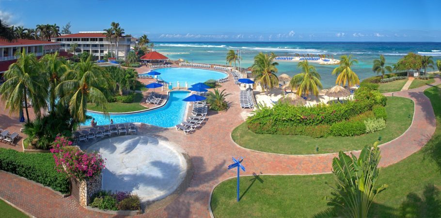  Vista do complexo do Holiday Inn Resort Montego Bay, na Jamaica