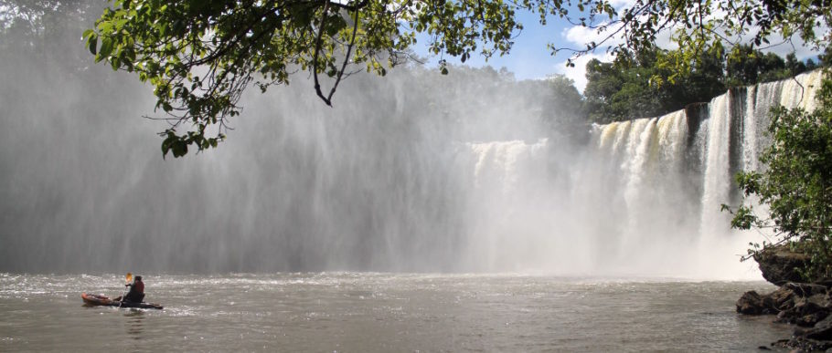 Cachoeira de São Romão, no Parque Nacional da Chapada das Mesas