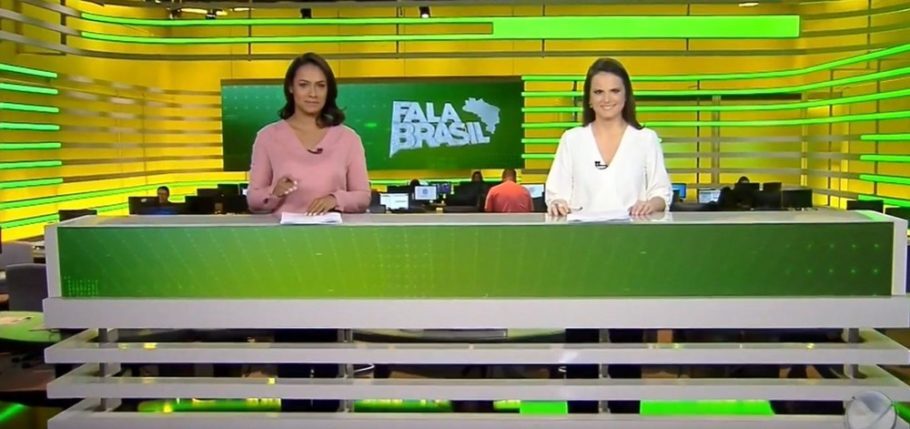 As apresentadoras Salcy Lima e Roberta Piza no novo cenário do programa “Fala Brasil”