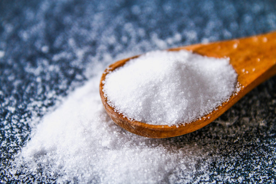 Sal em excesso pode causar demência, segundo estudo