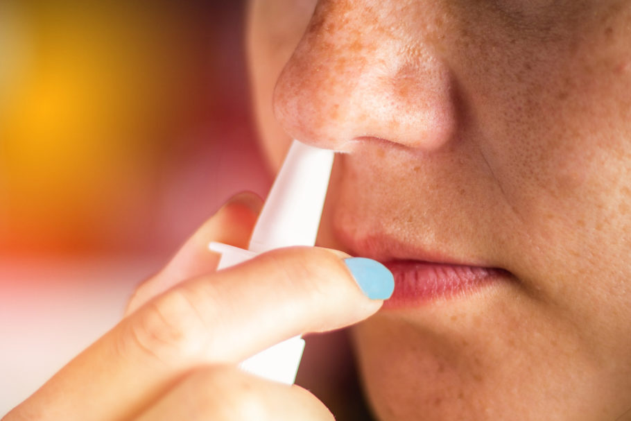 Uso contínuo de spray nasal não é recomendável pelos médicos