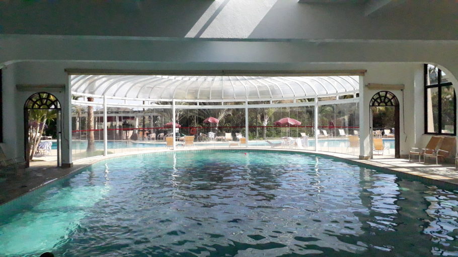 A piscina termal das Termas dei Leoni