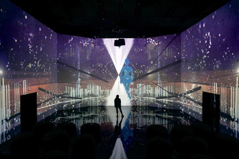 A ARTECHOUSE é uma galeria digital dedicada a mostrar e produzir obras experimentais