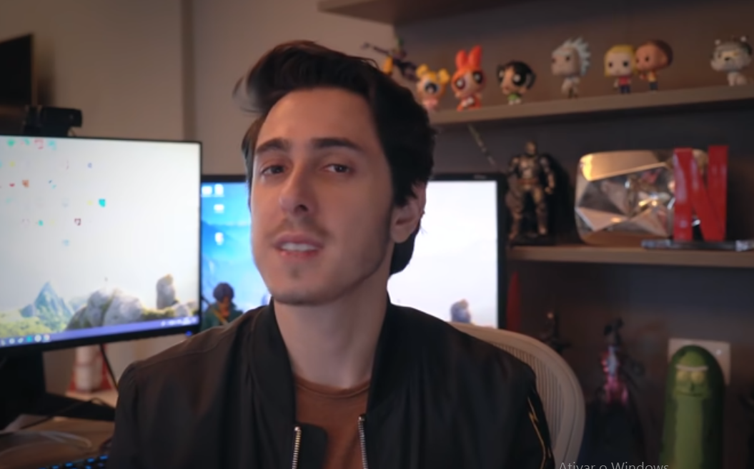 Youtuber Felipe Castanhari recusa convite para BBB 20 e explica porquê