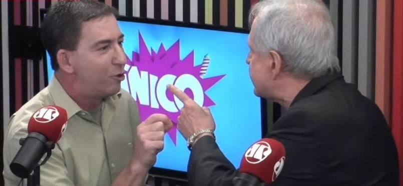 Chamado de covarde, Augusto Nunes agrediu Glenn Greenwald durante transmissão do programa Pânico
