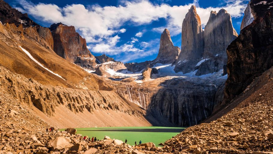 Base das Torres del Paine, na Patagônia chilena; parque é um dos que foram fechados no Chile por conta do coronavírus