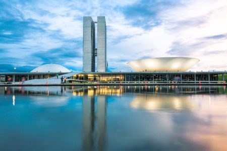 Brasília é uma das estrelas do Oscar no documentário de Petra Costa