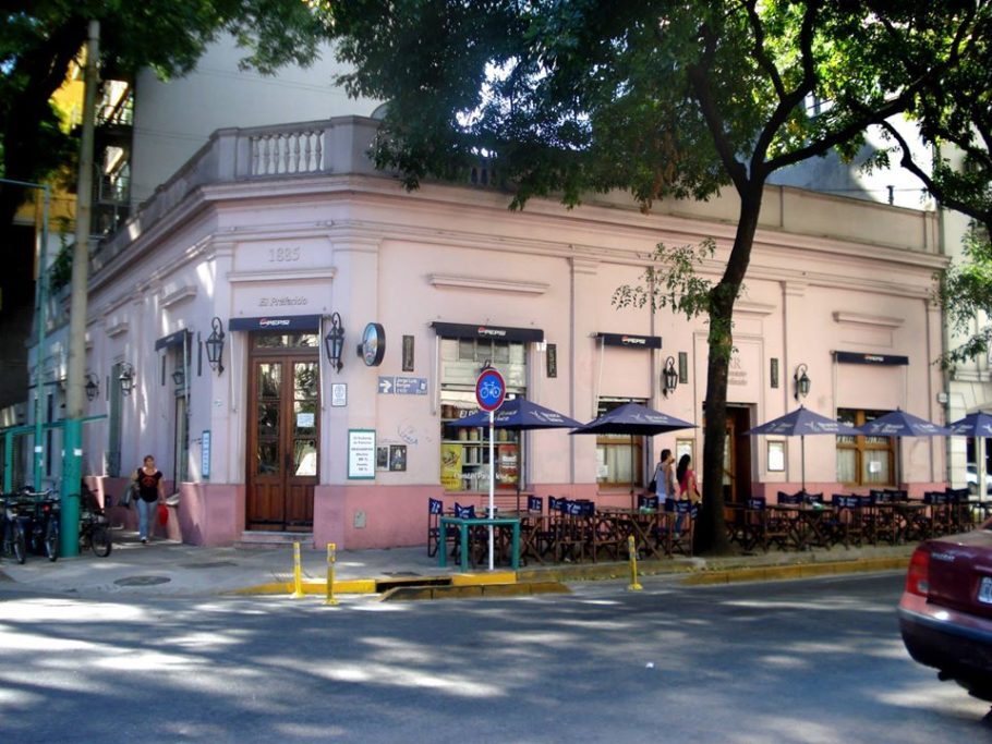 Fachada do bar El Preferido de Palermo, um dos bares preferidos do escritor Jorge Luis Borges