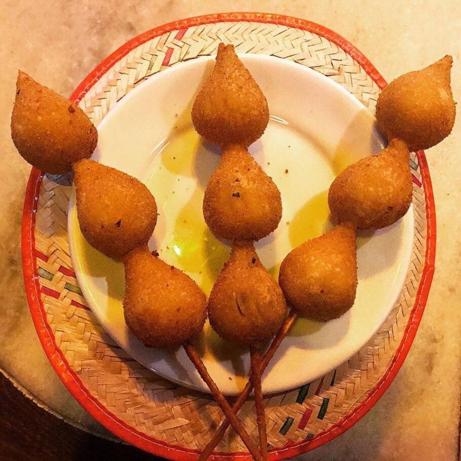 espetinho de coxinha