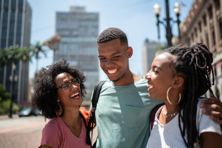 Iniciativa Oferece Curso Gratuito De Inglês Para Jovens Negros 9739