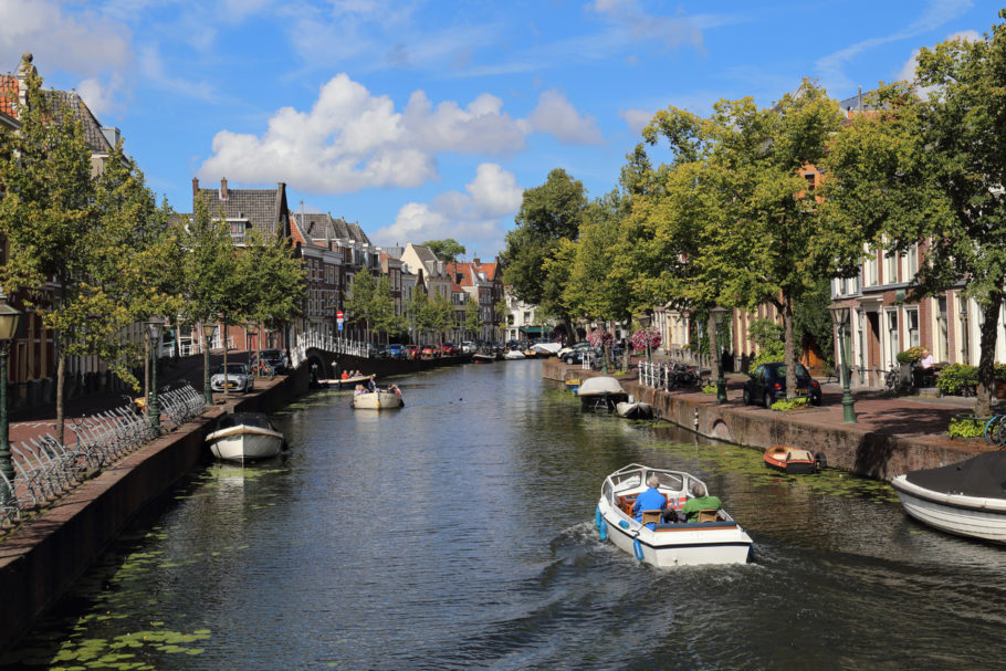 Os canais de Leiden foram construídos no início do século 17