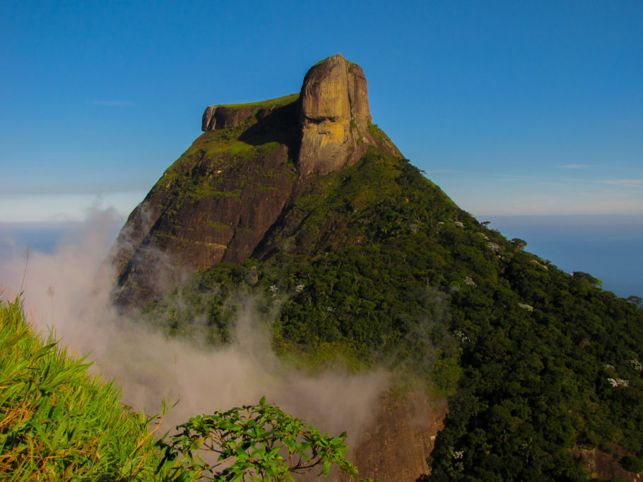 Pedra da Gávea tem uma das trilhas mais difíceis do Rio de Janeiro
