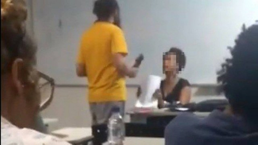 Aluno foi expulso da sala após ato de racismo contra professora na UFRB
