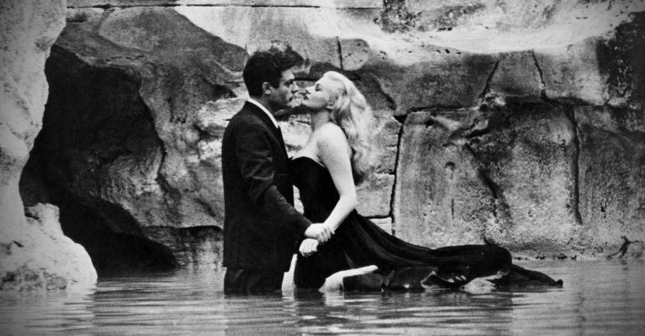 Esta cena de “A Doce Vida”, de Fellini, marcou a história do cinema mundial