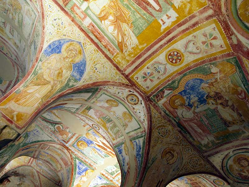 Os afresco da cripta da Basílica de Aquileia, em Friuli Venezia Giulia