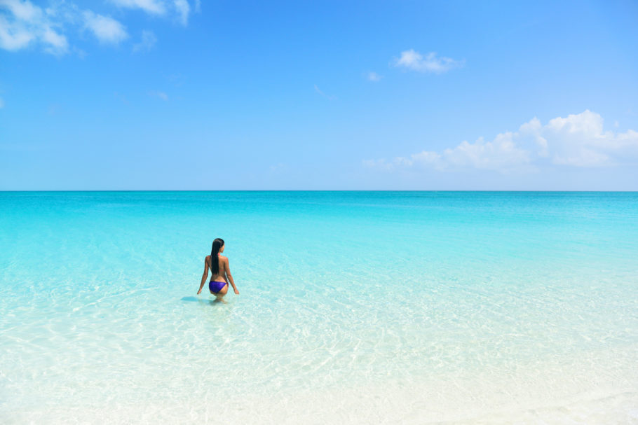 Aibnb, em parceria com um ONG, vai levar cinco pessoas para uma experiência nas Bahamas