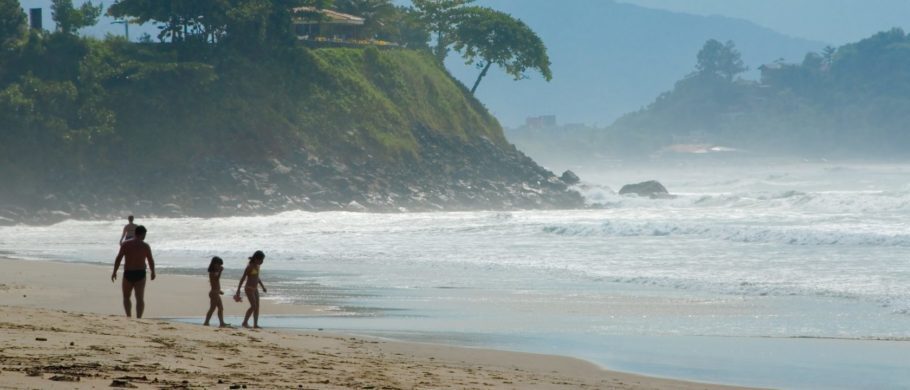 Apenas 11 praias do litoral paulista apresentaram condições impróprias para o banho