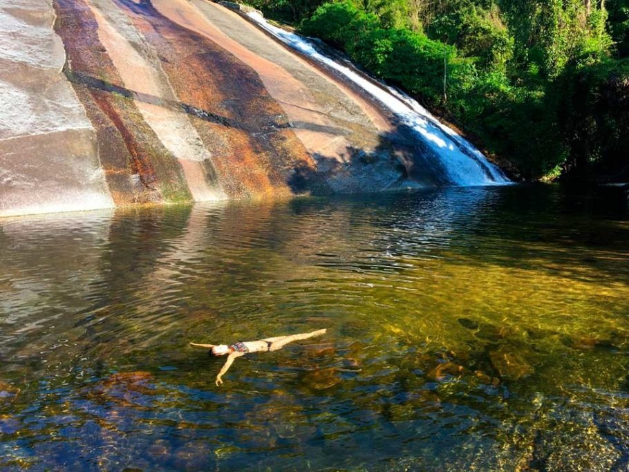 Poço na Cachoeira do Paquetá em Ilhabela