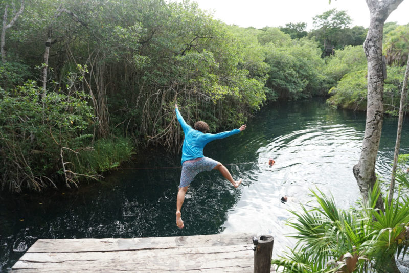 Dicas Quintana Roo: Jaguar, um cenote aberto que parece um lago