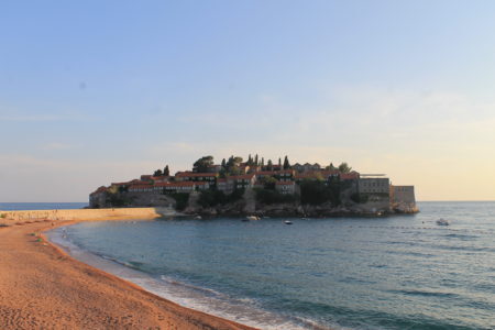Ilha de Sveti Stefan, na baía de Kotor
