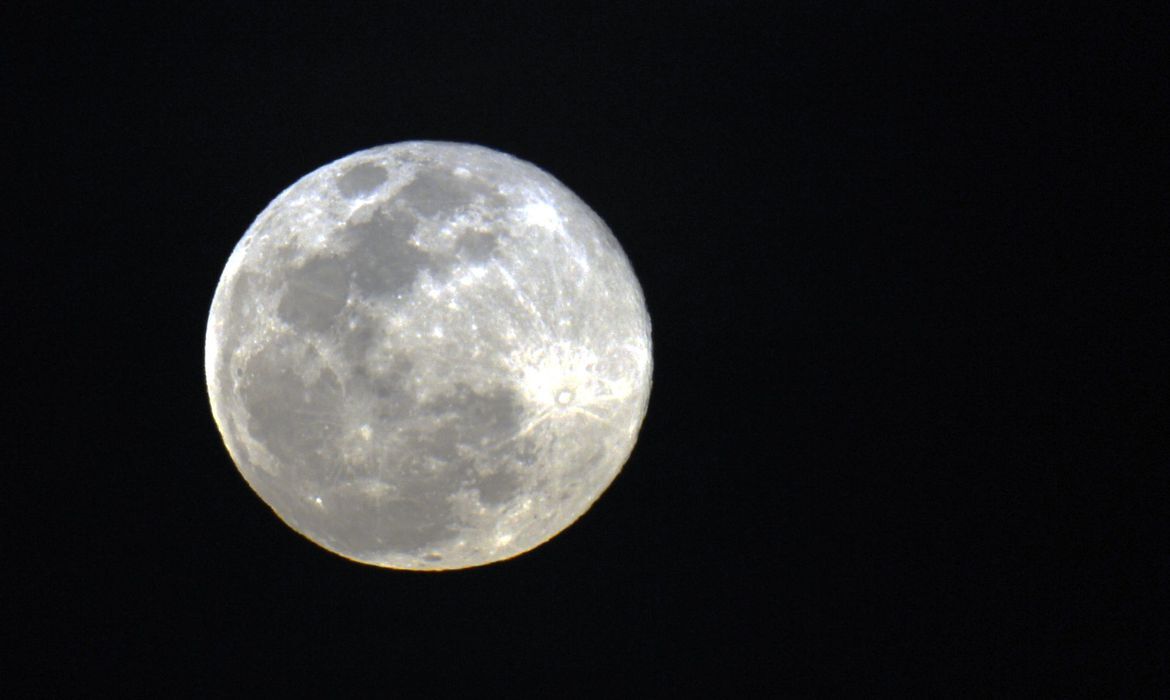 Fenômeno conhecido como ‘segunda lua’ orbitará a Terra por algumas semanas – Divulgação/ANR