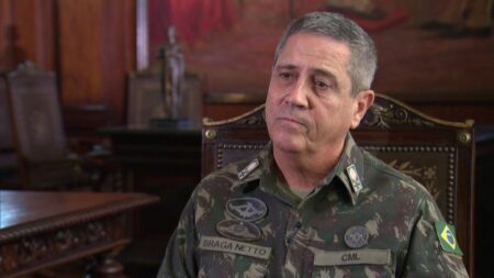 O general Walter Souza Braga Netto assumirá a Casa Civil no lugar de Onyx