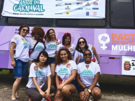 “Anjos do Carnaval” acolhem e orientam vítimas de assédio sexual (Foto: Paula Lago/Catraca Livre)