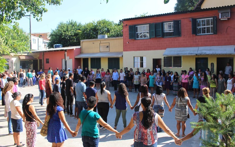  Sede da Associação Comunitária Monte Azul, que atende crianças, jovens e adultos da comunidade Monte Azul