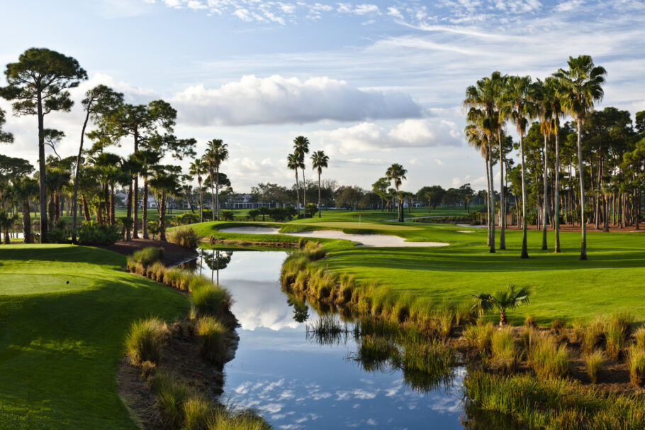 Campos de golfe premiados onde acontecem campeonatos na Flórida