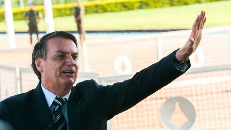 Jair Bolsonaro recebeu duras críticas após contrariar recomendações médicas e participar de manifestações no último domingo – “Antonio Cruz/Agência Brasil”