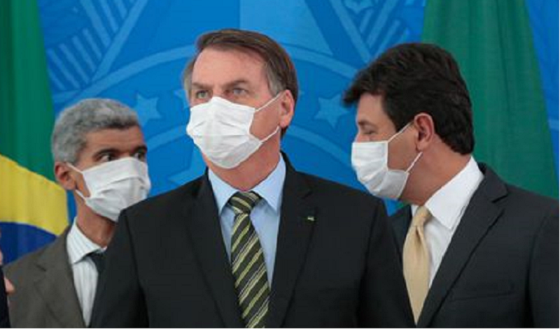 Bolsonaro tem sido criticado por suas medidas em meio à pandemia do novo coronavírus