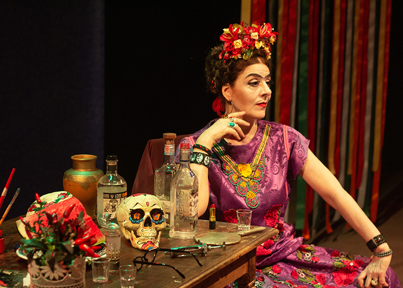 Christiane Tricerri em Frida Kahlo viva la vida