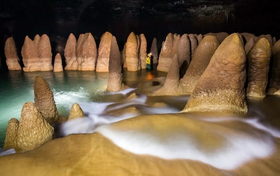 São Desidério tem cavernas, grutas, abismos, sumidouros, surgências e ressurgências dignas de cartões-postais.