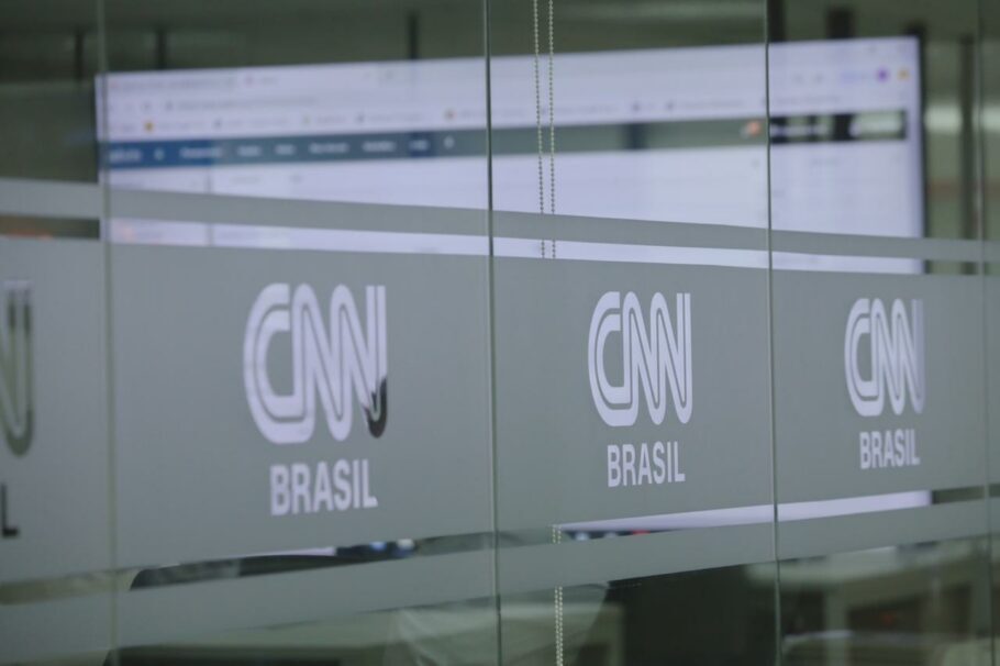 Em nota, a CNN Brasil diz que que não há nenhuma acusação formal contra os profissionais