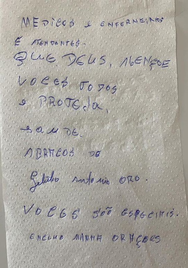 Ao deixar o hospital Getúlio deixou um bilhete de agradecimento os funcionários