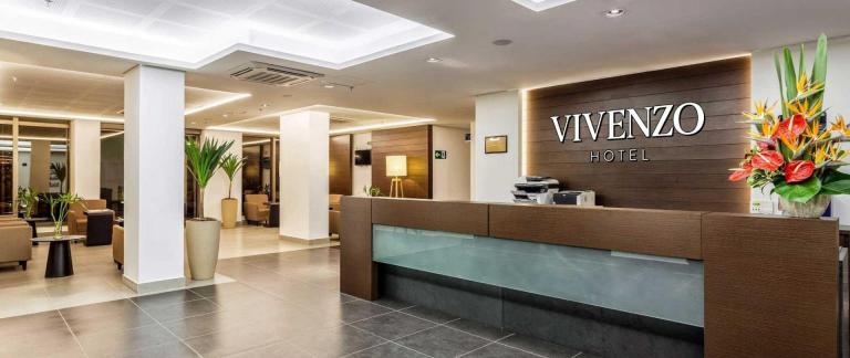Inaugurado há 11 meses, o hotel Vivenzo Savassi, na região centro-sul da capital mineira, é o primeiro e único do país adaptado para a pandemia