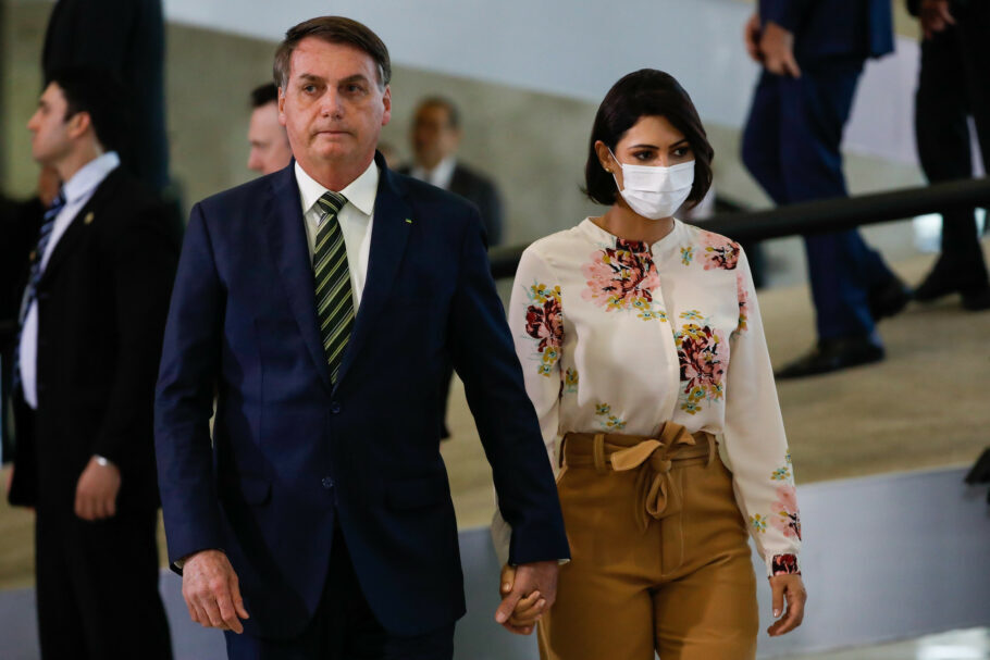 Os gastos sigilosos vinculados a Bolsonaro e sua família entre janeiro e abril foi de R$ 3,76 mi