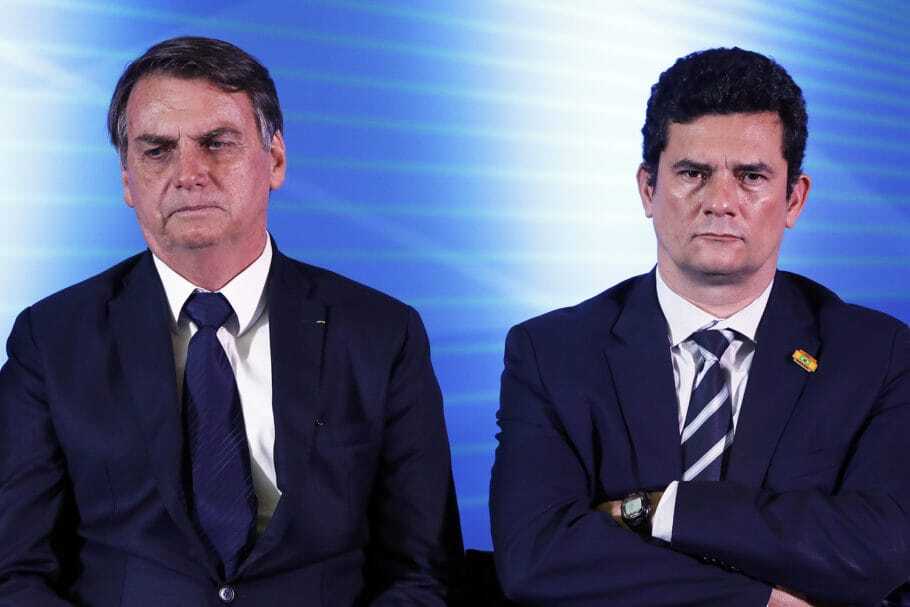 O inquérito investiga a acusação do ex-ministro da Justiça de que o Bolsonaro tentou interferir politicamente nas investigações da PF