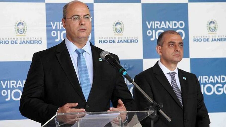 O governador do Rio, Wilson Witzel, ao lado de Edmar Santos.