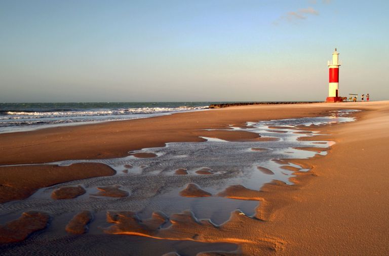 Final de tarde na Praia do Farol, em Galinhos, no Rio Grande do Norte; um dos destinos diferentões do Nordeste