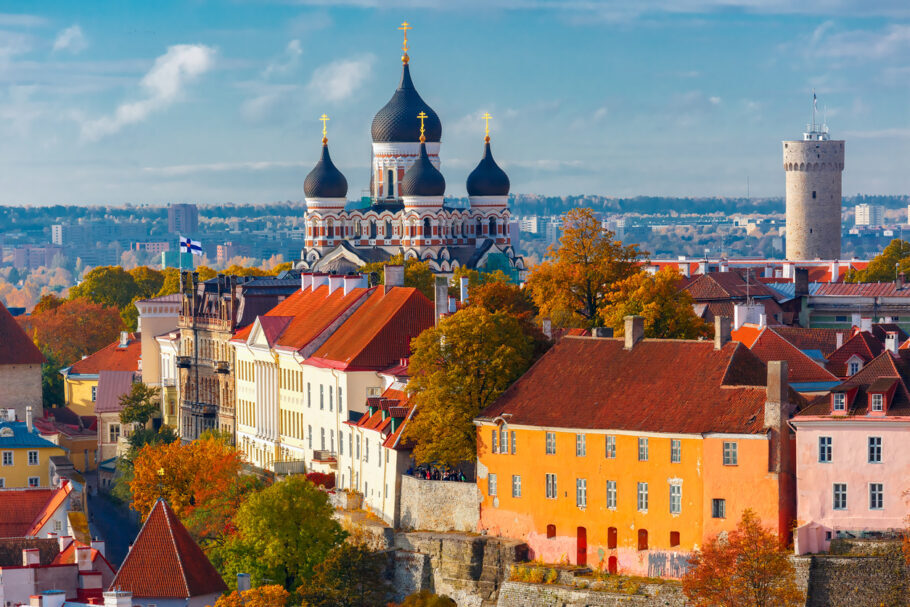 Vista panorâmica de Tallinn, capital da Estônia; país europeu criou um visto exclusivo para nômades digitais