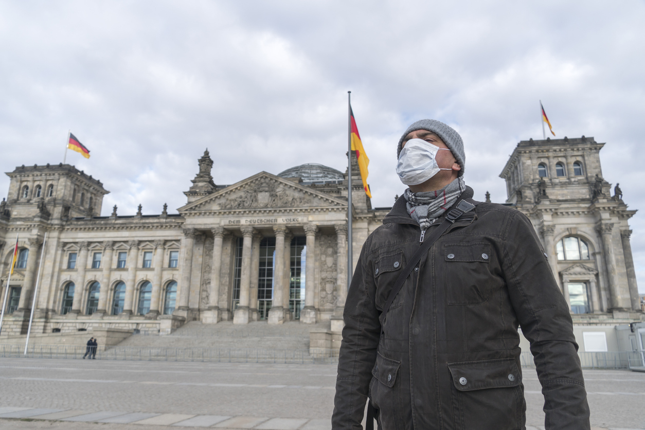 Estudantes universitários alemães e estrangeiros podem solicitar auxílio 