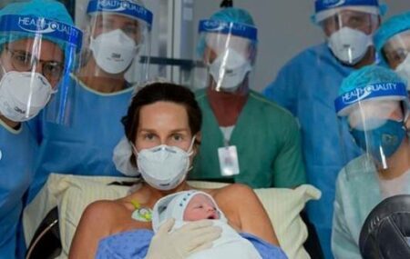 Apresentadora Mariana Weickert deu à luz Felipe no dia 26 de junho