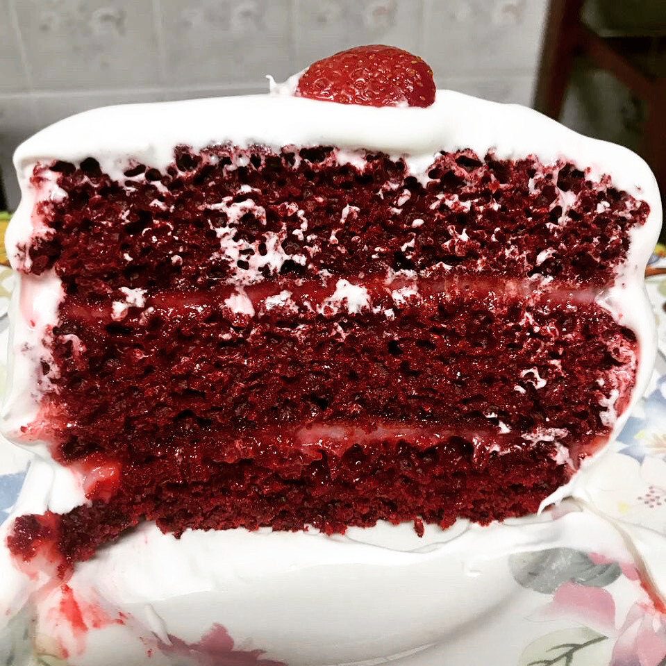 Aprenda a fazer um bolo Red Velvet vegano