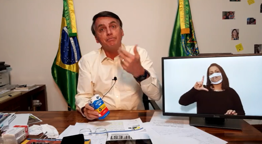Bolsonaro se enrola ao defender uso da hidroxicloroquina contra covid-19