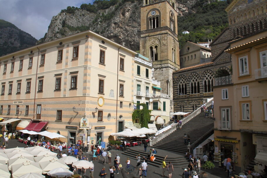  A Costa Amalfitana está entre as regiões mais binitas da Itália