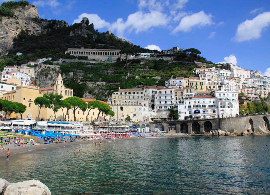  New York Times indica a Costa Amalfitana, na Itália, entre os lugares que não foram tão afetados pelo novo coronavírus