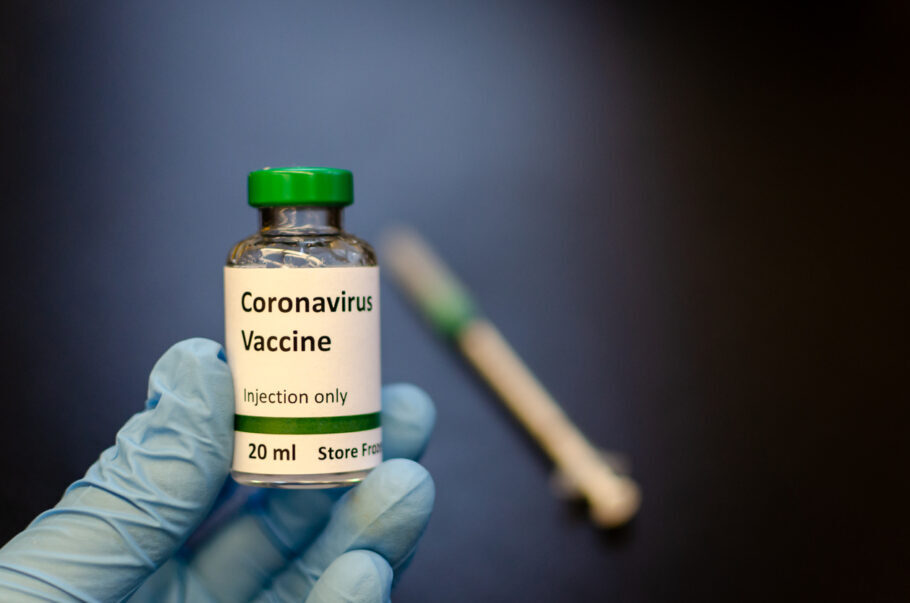 Vacina chinesa Coronavac começará a ser aplicada no dia 20 deste mês
